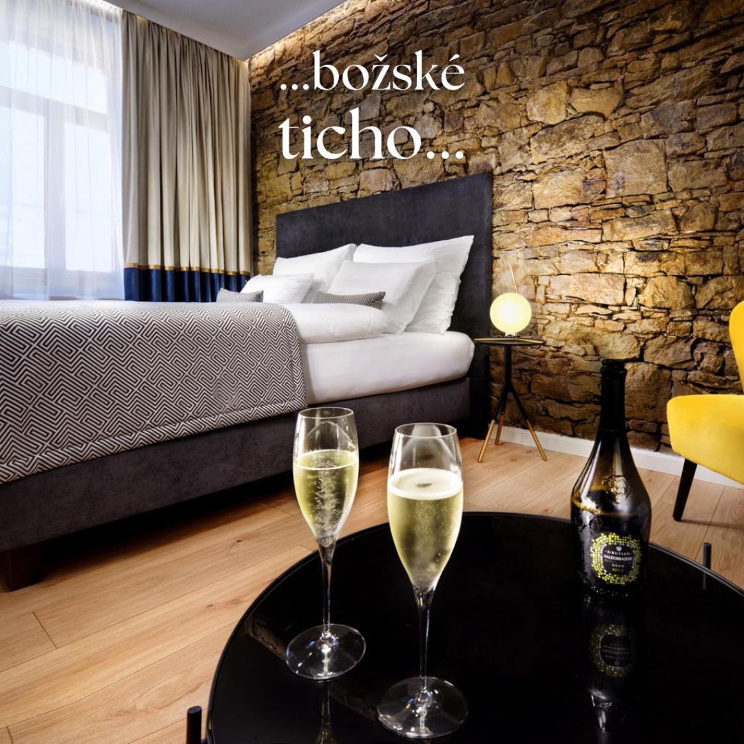 Kalix Boutique Hotel Попрад Экстерьер фото